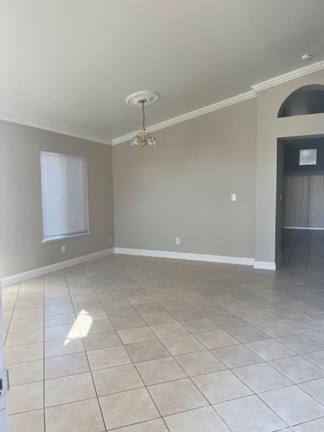 Foto del edificio - 8820 Winlock St