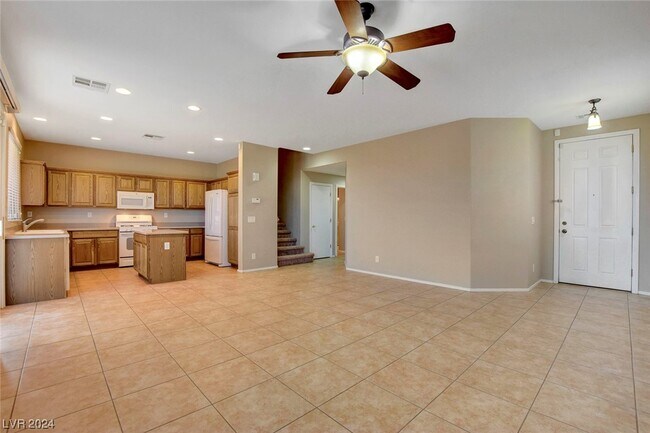 Building Photo - 4637 White Stork Dr