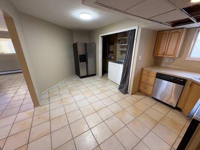 Building Photo - 26 Knolltop Dr