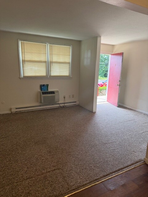 Foto del edificio - 1139 Thorndike St