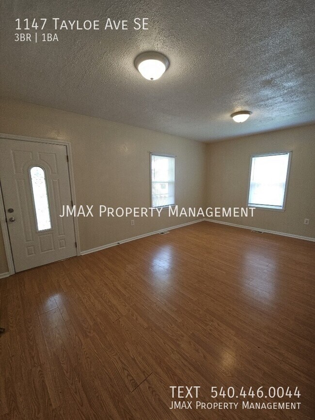 Foto del edificio - 1147 Tayloe Ave SE