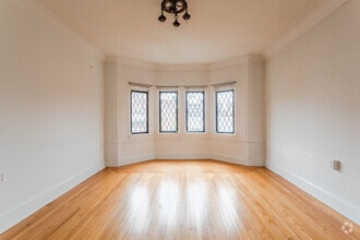 Bedroom - 1BR/1BA 403 - Cambridge Oxford