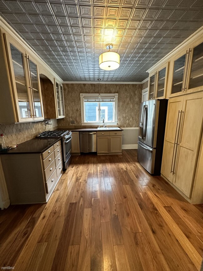 Foto del edificio - 4 br, 1.5 bath House - 4 Upton Park