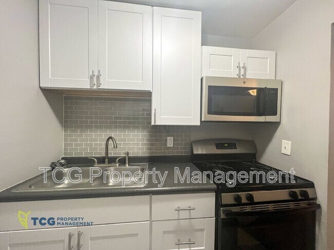 Foto del edificio - 600 E Mckinley Road