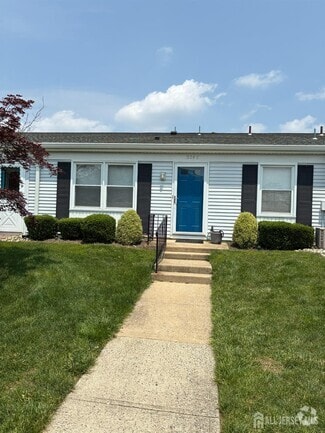 Building Photo - 354 Old Nassau Rd