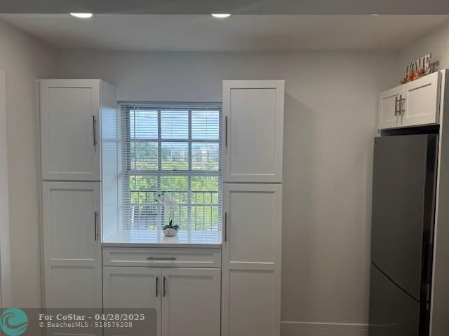 Foto del edificio - 3150 N Palm Aire Dr