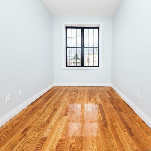 Foto principal - 4-83-83 Grandview Ave