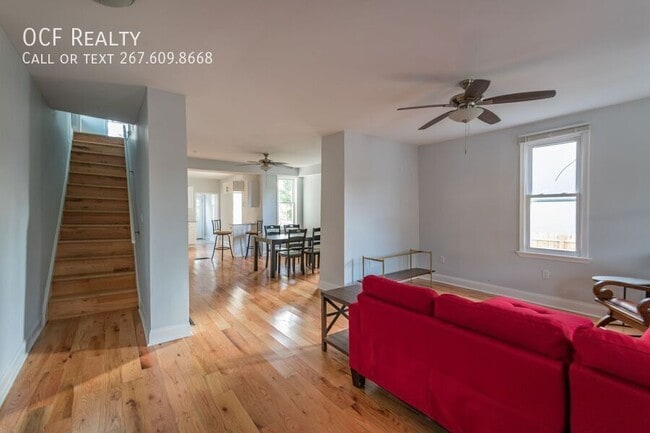 Building Photo - Four Bed Mt. Airy Townhouse