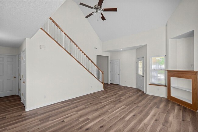 Foto del edificio - 3252 Wind River Cir