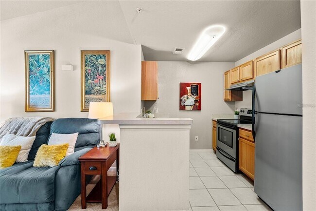 Foto del edificio - 9117 Lee Vista Blvd