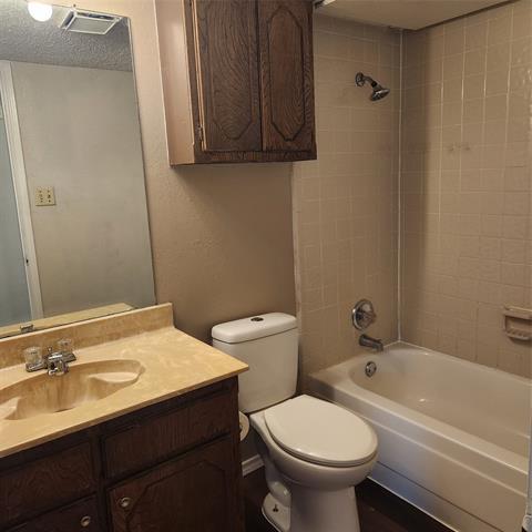 Foto del edificio - 5029 Winder Ct