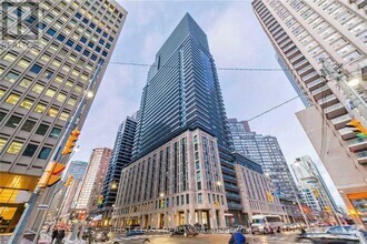 Building Photo - 955-2955 Bay St.