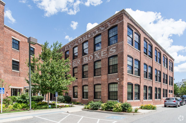 Building Photo - Atlas Lofts