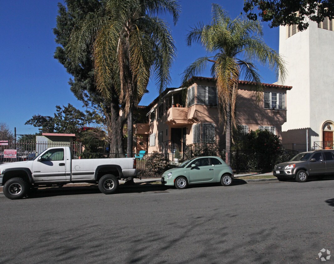 Building Photo - 1725 New Hampshire Ave