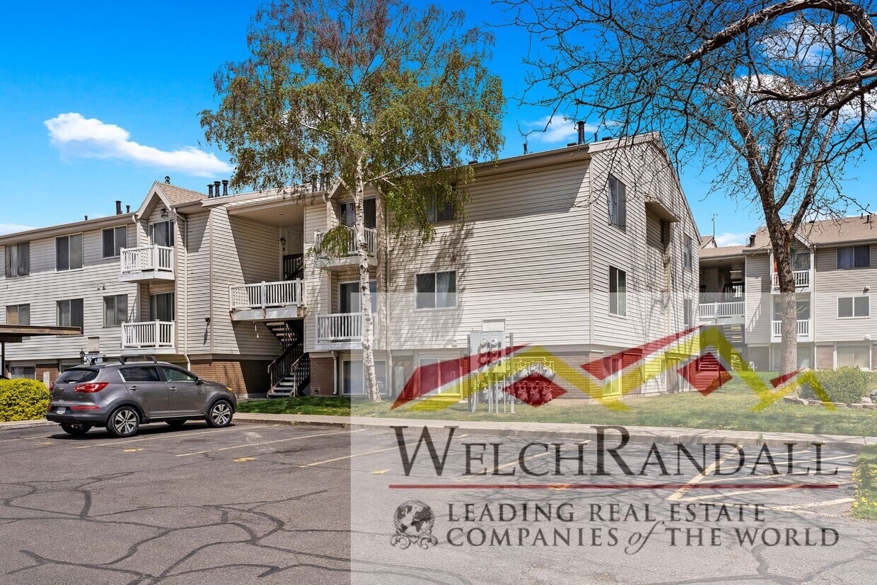 Primary Photo - 2 Bed 1 Bath Condo Roy