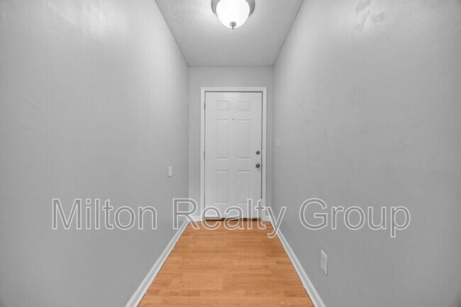 Foto del edificio - 450 Main St