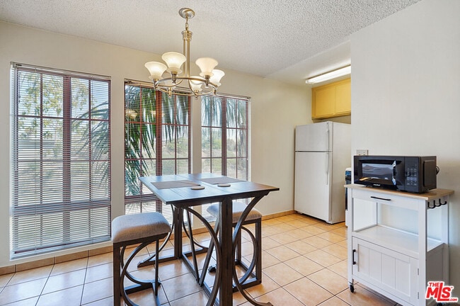 Building Photo - 3600 Bagley Ave