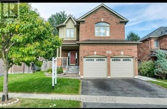 Building Photo - 157 Waller St