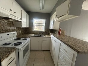 Building Photo - 6702 Biggs Ct