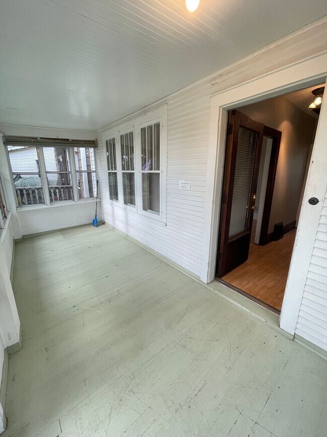 Foto del edificio - AVAILABLE NOW - 2 Bedroom, 1 Bath Brand ne...