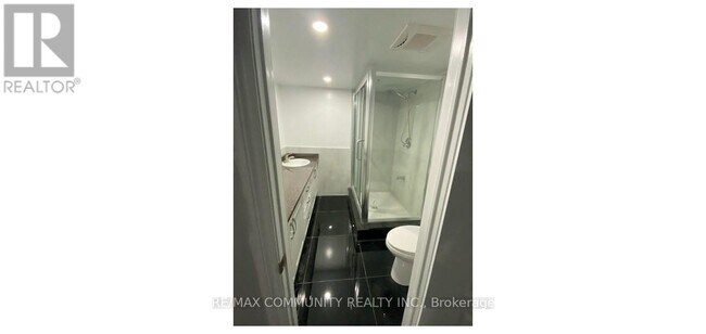 Photo du bâtiment - 1820 Grandview St N