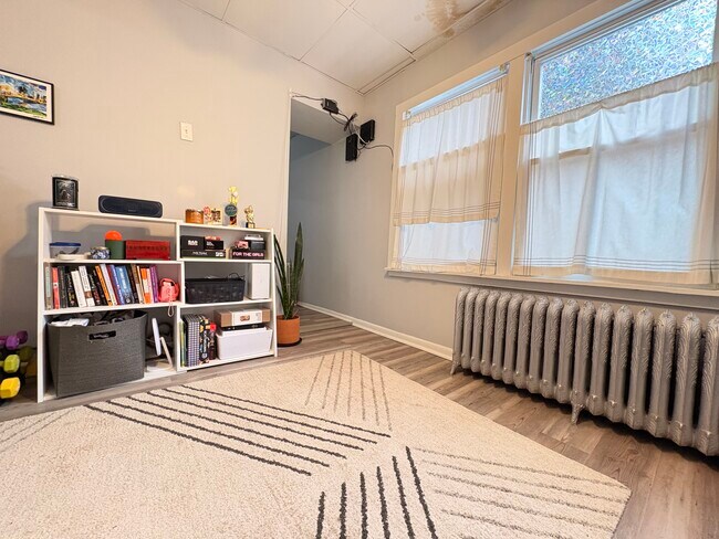 Foto del edificio - 5807 Hobart St