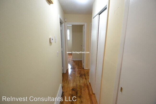 Building Photo - 3 br, 1 bath House - 1701 Newbrook Drive