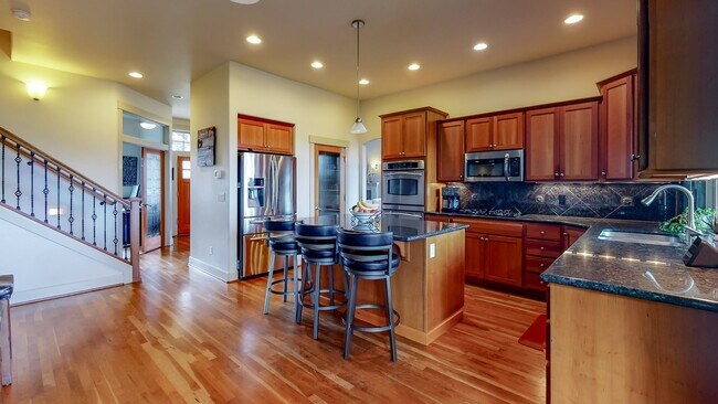 Foto del edificio - 2905 217th Ave Ct E
