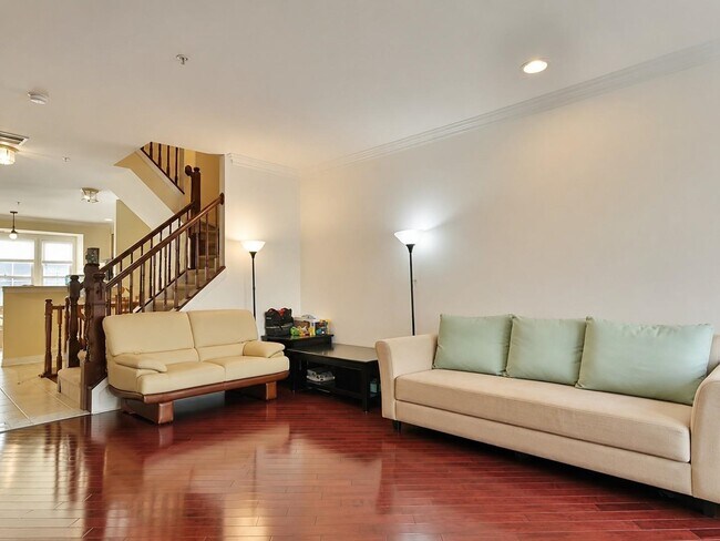 Foto del edificio - 239 Brower Ct