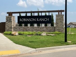 Building Photo - 8509 E 163rd St S