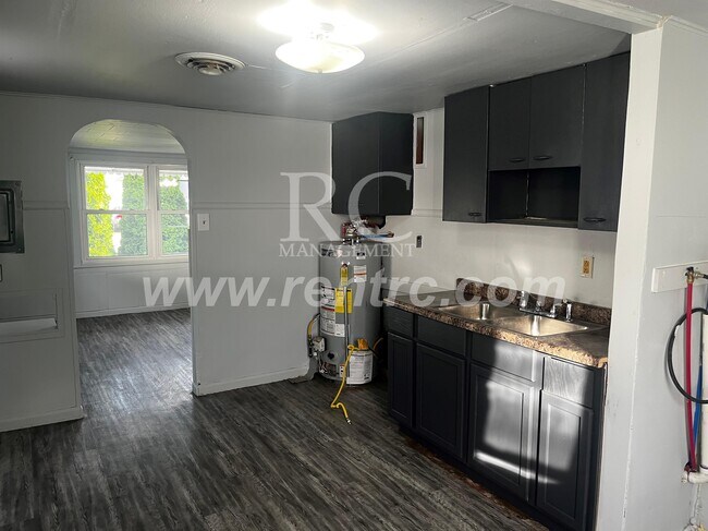 Building Photo - 59 Juliana-