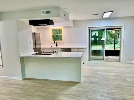 Foto del edificio - 223 Cedarwood St