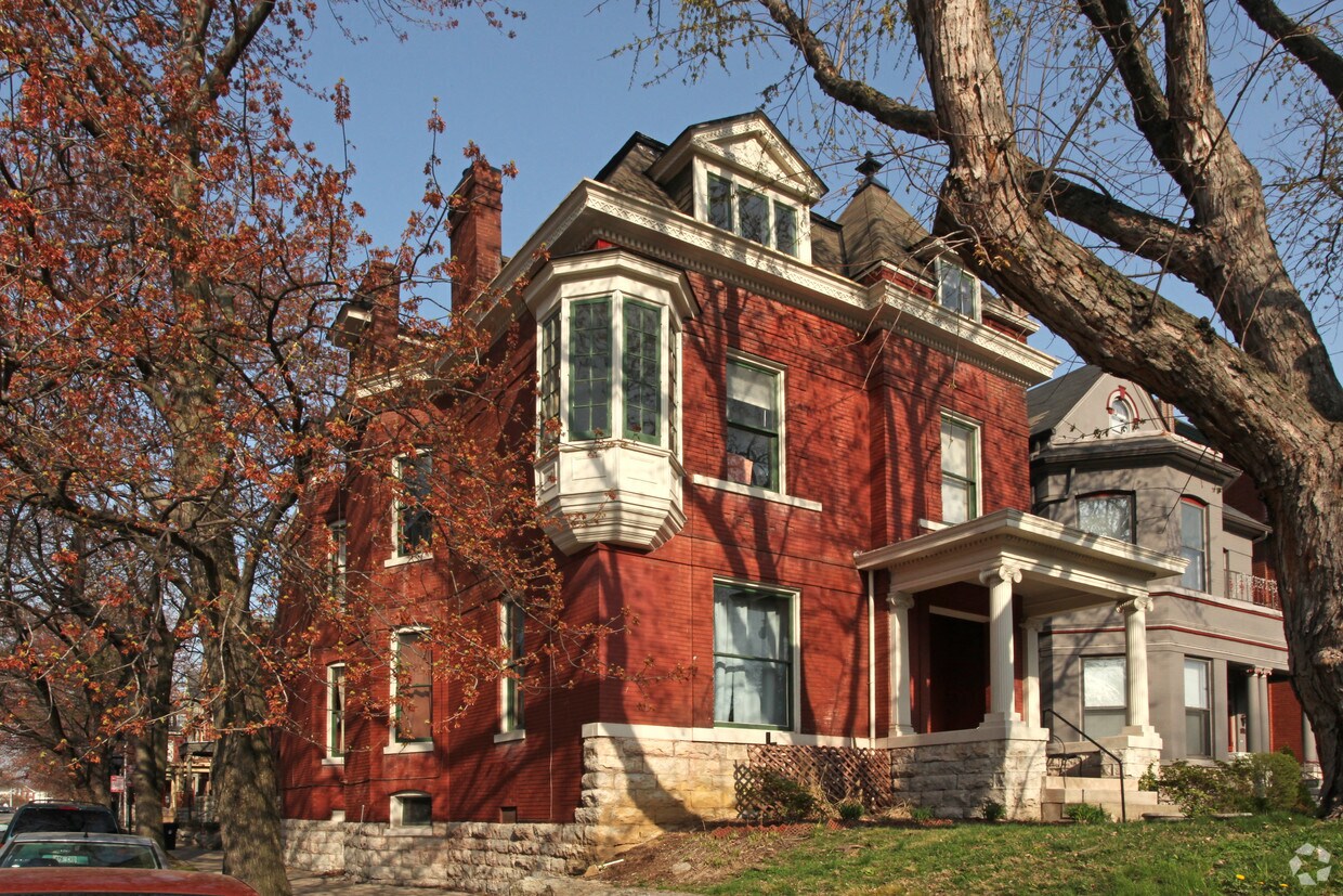 Primary Photo - 1632 S 3rd St