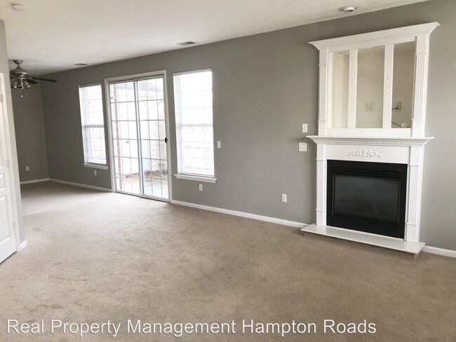 Foto del edificio - 2 br, 2.5 bath House - 5881 Ludington Drive