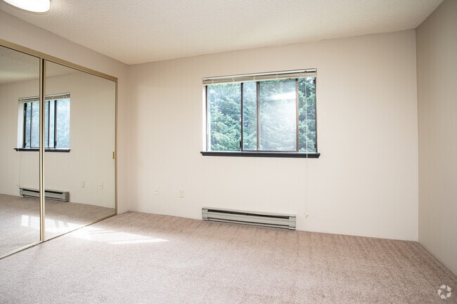 2BR, 1BA - 950SF - Park 3025