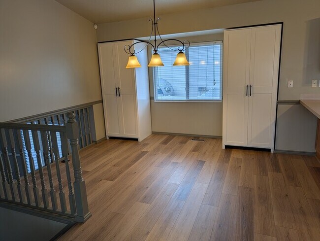 Building Photo - Great home in an amazing location!!