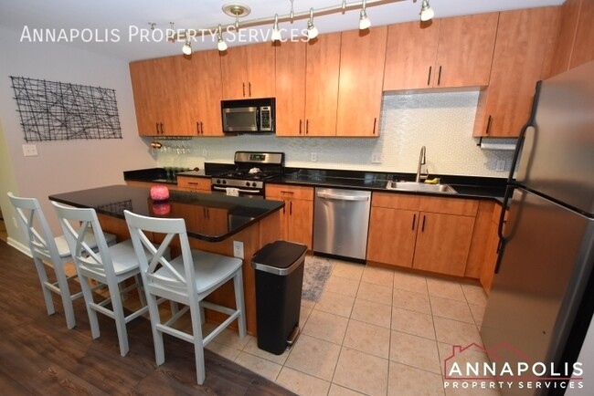 Building Photo - 1101 Primrose Ct
