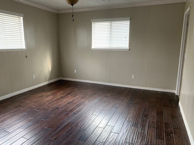 Maestro - 137 Lullwood Dr