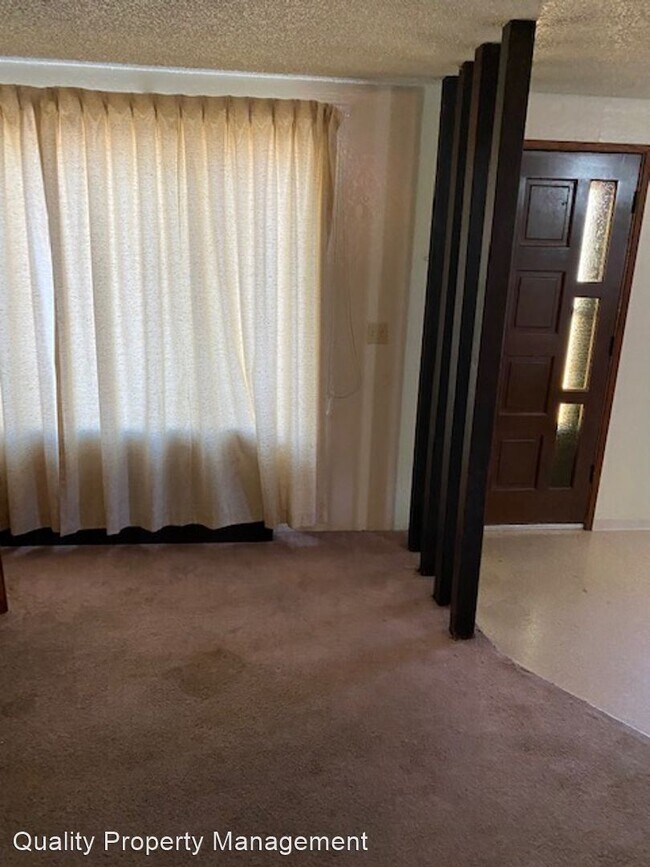 Foto del edificio - 3 br, 1 bath House - 805 Oak Street
