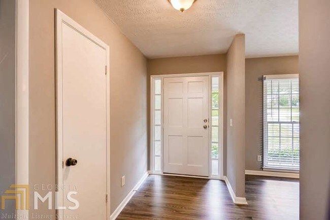 Foto del edificio - 1773 Kimberly Dr SW