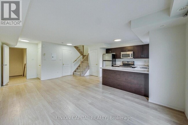 Building Photo - 19 Hays Blvd