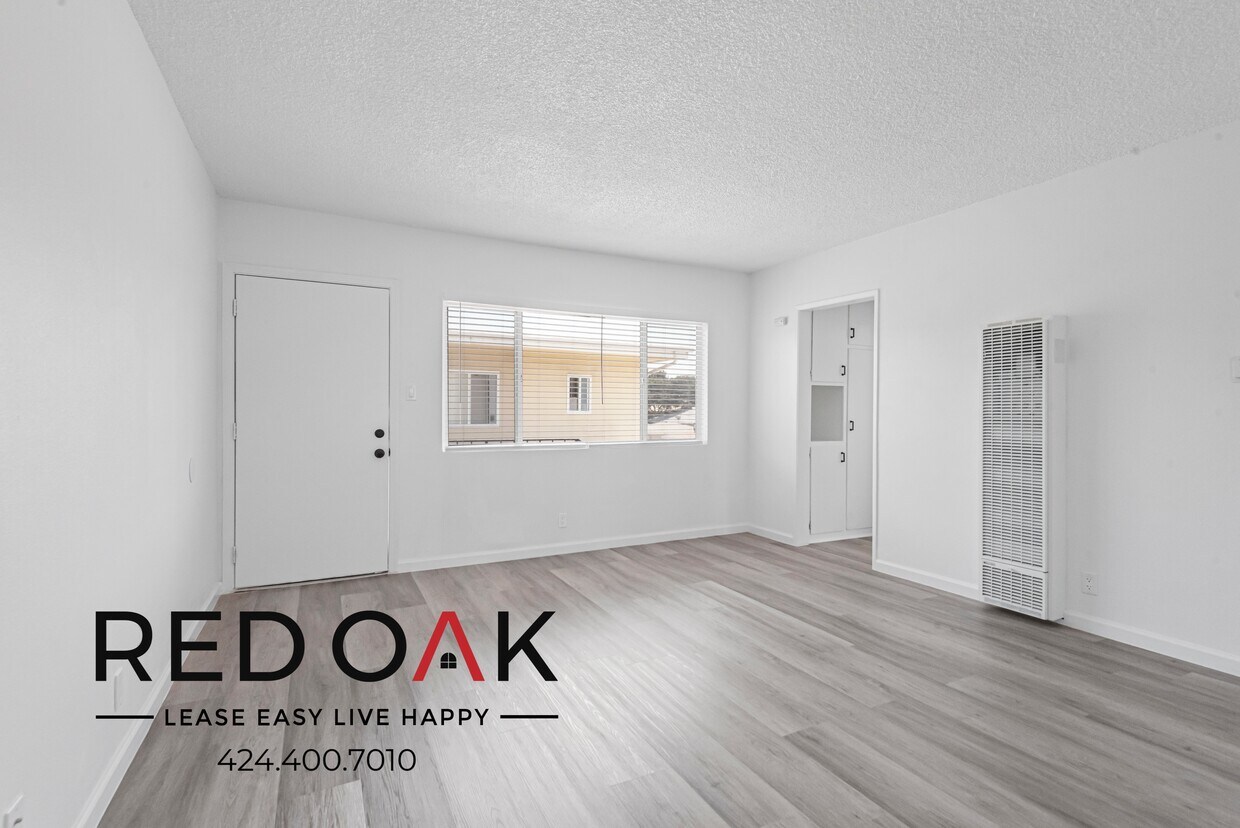 Foto principal - 1666 Lomita Blvd