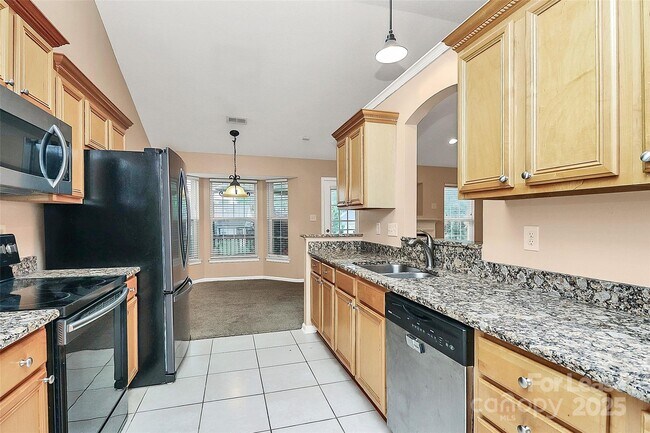 Building Photo - 2916 Dairy Farm Dr