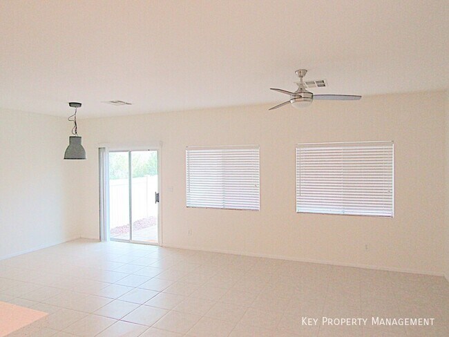 Foto del edificio - 1577 Buffalo Brubaker Ln