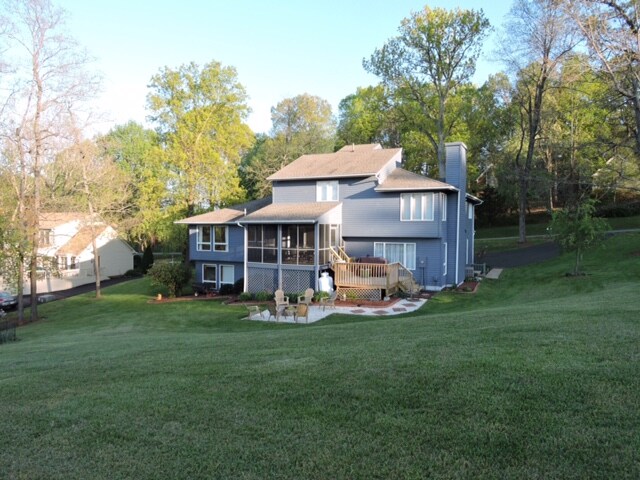 Foto del edificio - 103 Lake Ridge Dr