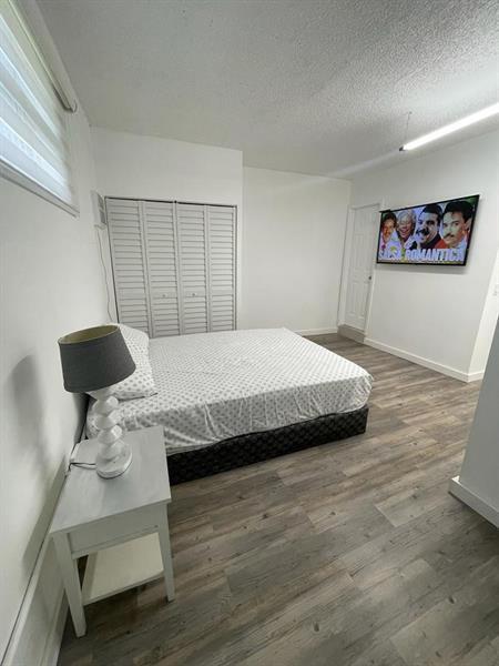 Foto del edificio - 8651 NW 21st Ct