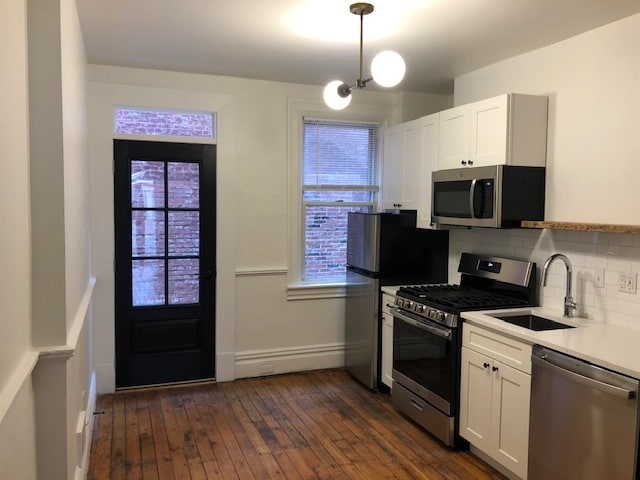 Building Photo - 4406 Cessna Way