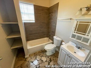 Foto del edificio - 102 Bailey Ave