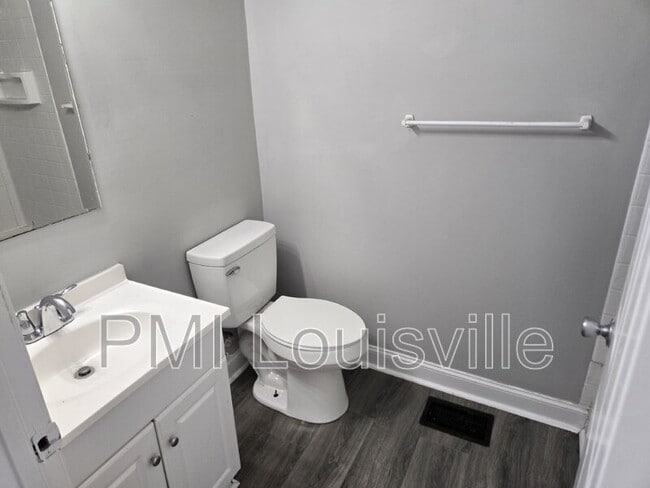 Foto del edificio - 607 N 39th St