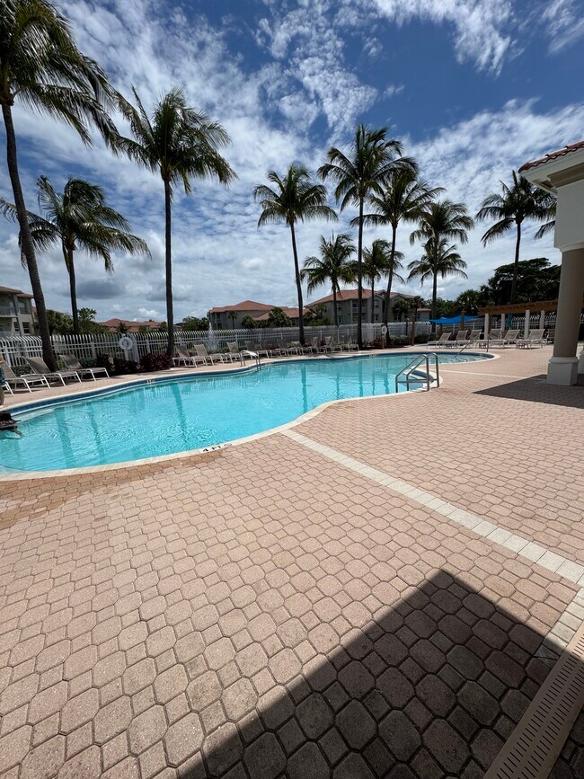Building Photo - 15630 Ocean Walk Cir